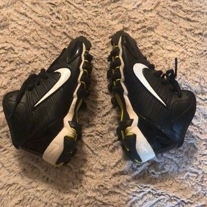 Baseball cleats size 10 boys
